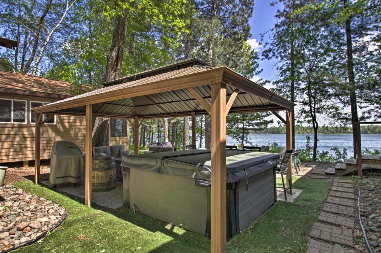 Loon Lake Lodge With Dock, Sauna And Hot Tub! Pequot Lakes エクステリア 写真